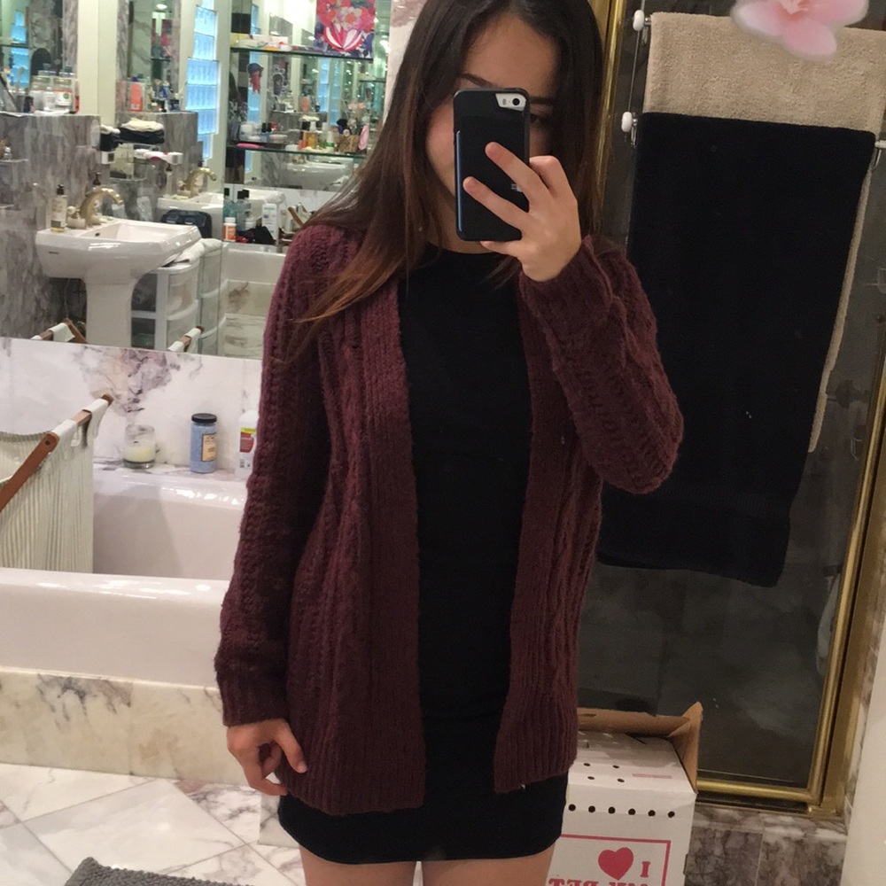 Hollister cardigan